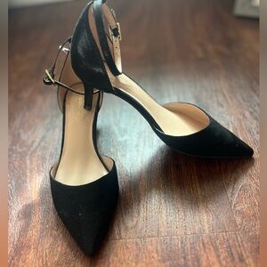 New Bandolino Pointed Toe Kitten Heels